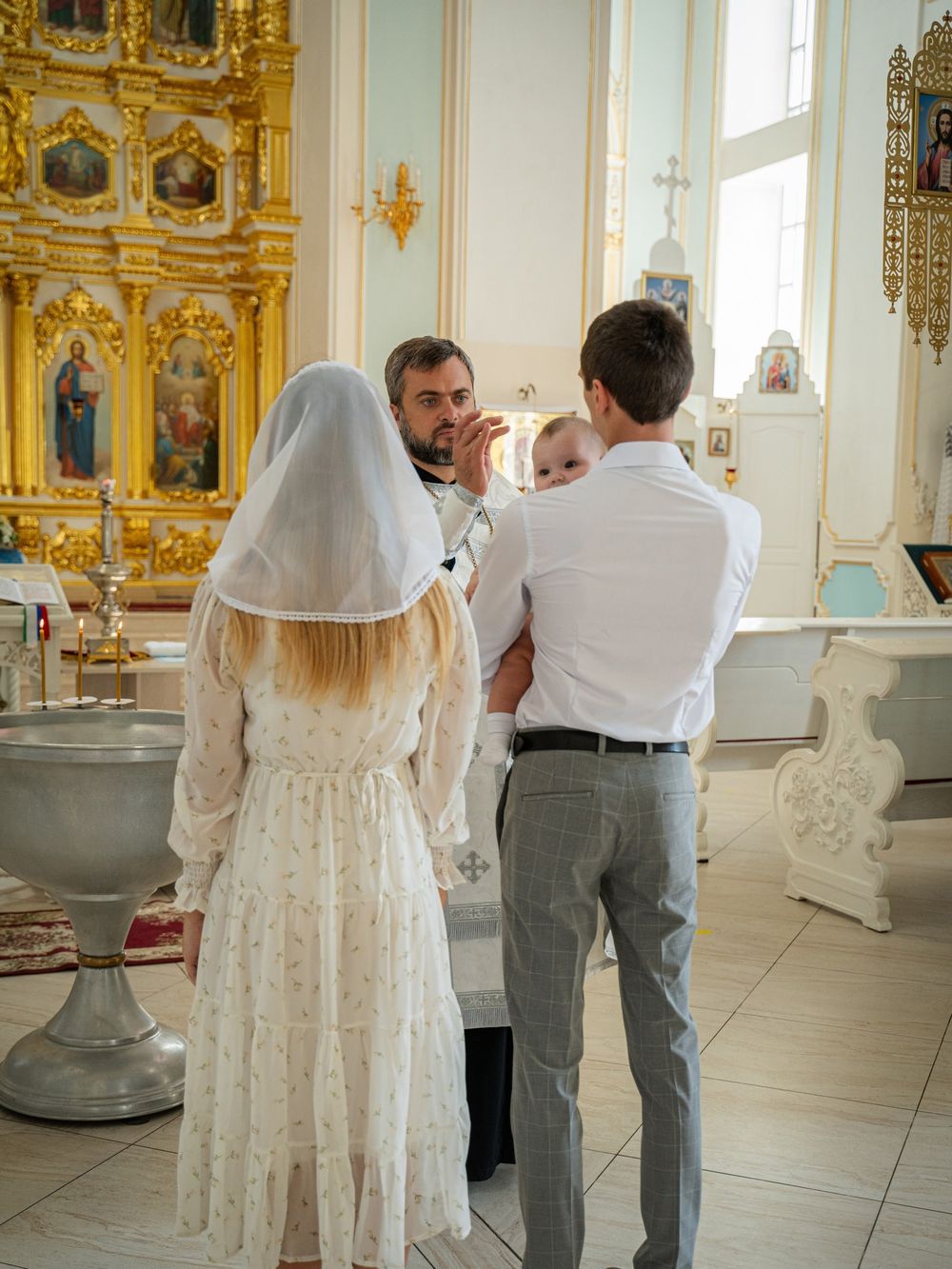 Съёмка крещения в храме Ростова-на-Дону